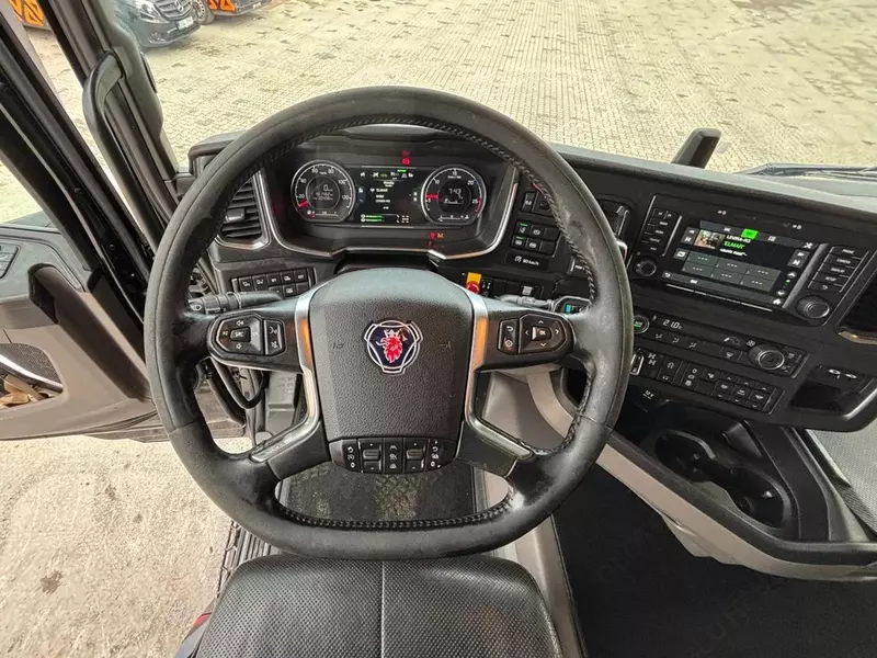 Самосвал Scania R650 6x4 Retarder