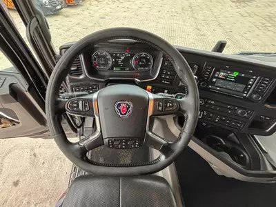 Самосвал Scania R650 6x4 Retarder