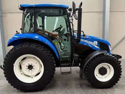 Трактор колесный New Holland T4.75