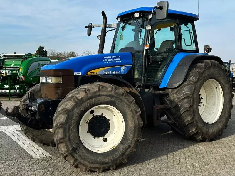 Трактор колесный New Holland TM155 Power command