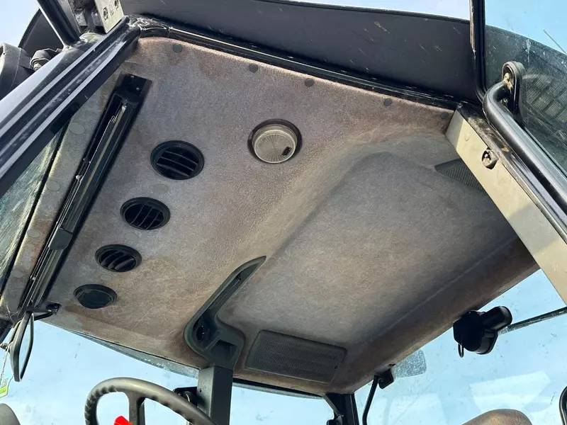 Трактор колесный New Holland TM155 Power command