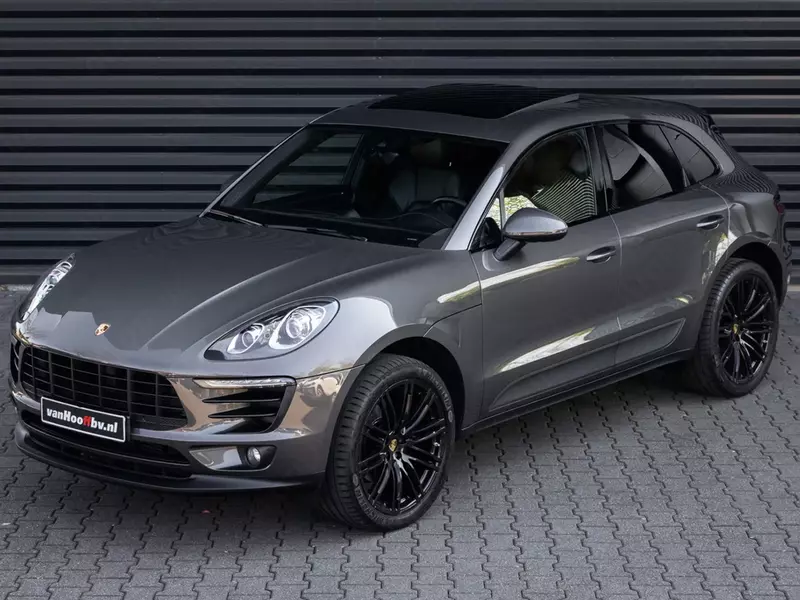 Porsche Macan 2.0 18stoel-Trekhaak-21 inch-Pano