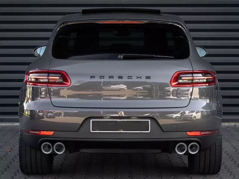 Porsche Macan 2.0 18stoel-Trekhaak-21 inch-Pano