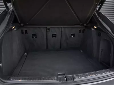 Porsche Macan 2.0 18stoel-Trekhaak-21 inch-Pano