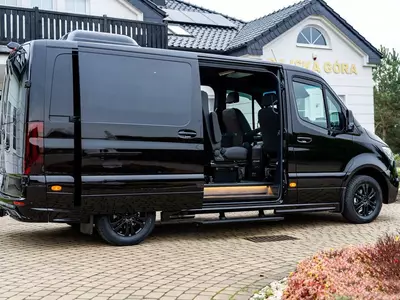Yangi mikroavtobus, Mercedes-Benz Sprinter 319 Taxi 6+1