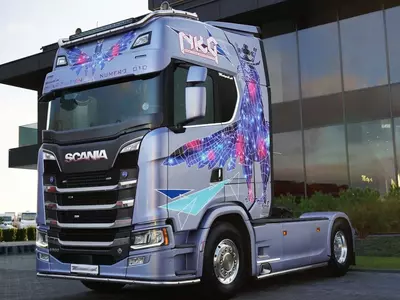Тягач Scania S580