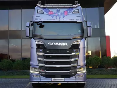 Тягач Scania S580