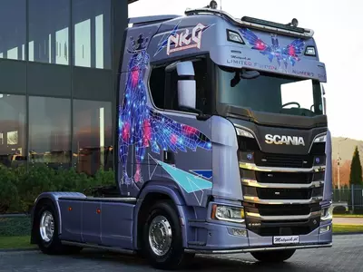 Тягач Scania S580