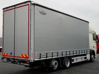 Тентованный грузовик DAF XF 480