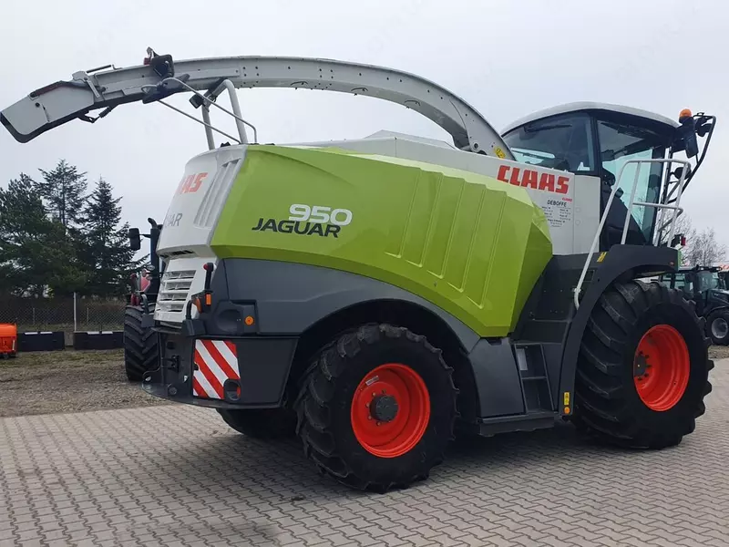 Claas Jaguar 950 yem-xashak yig‘ish kombayni