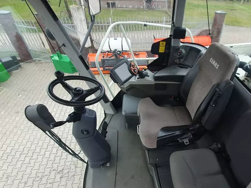 Claas Jaguar 950 yem-xashak yig‘ish kombayni