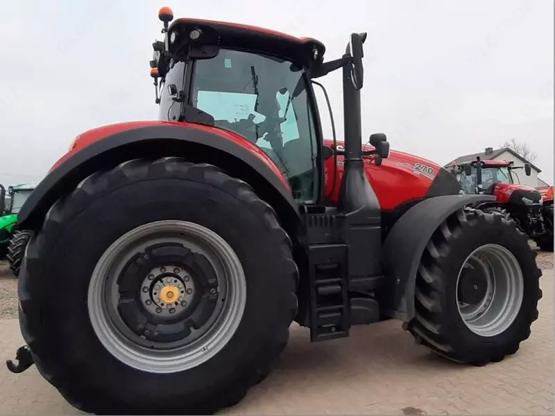 Трактор колесный Case IH Optum 270