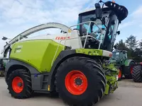   Claas Jaguar 950 yem-xashak yig‘ish kombayni