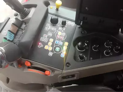 Трактор колесный Case IH Optum 270 CVX AFS
