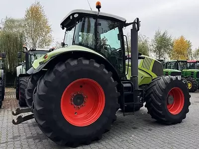 Трактор колесный Claas AXION 850 CIS