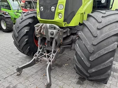 Трактор колесный Claas AXION 850 CIS