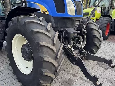 Трактор колесный New Holland T6070 PowerCommand
