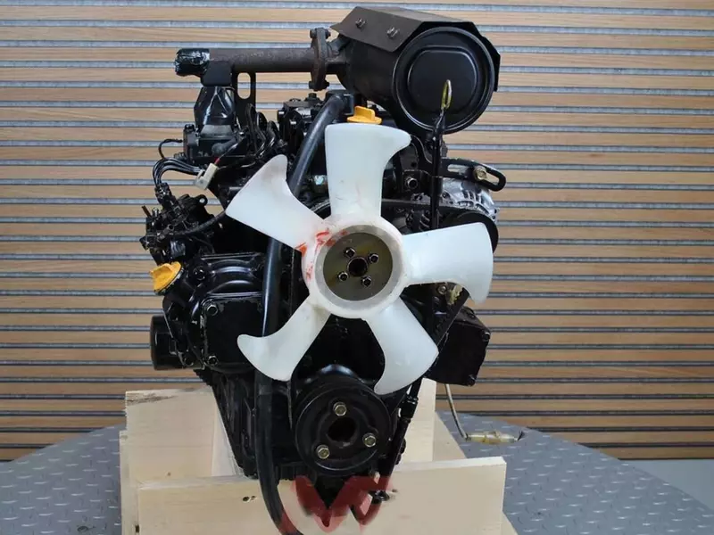 Komatsu 3D78A dvigateli