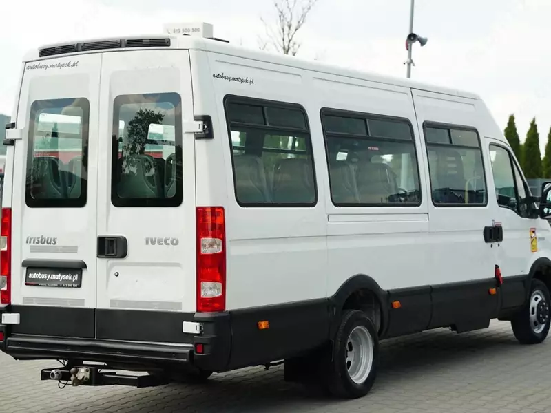 Iveco Daily 50 50C15 yo‘lovchi yengil avtomobillari