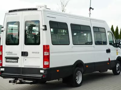  Пассажирские легковые автомобил Iveco Daily 50 50C15 Fresh online©️