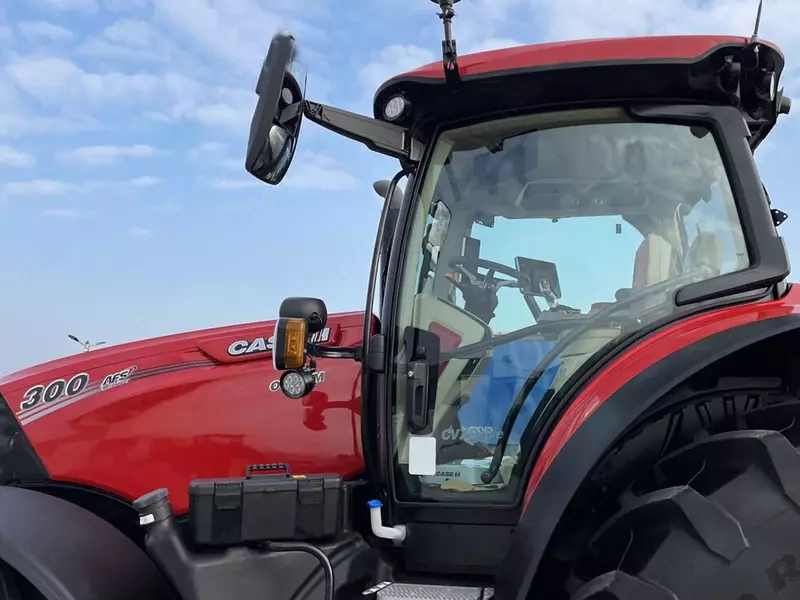 Новый трактор колесный Case IH Optum 300 CVX