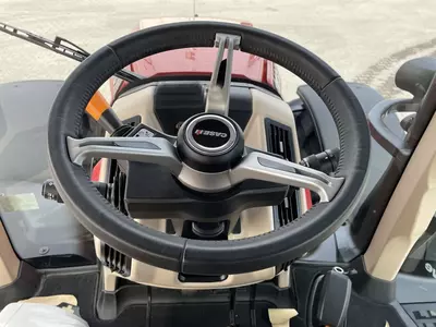 Новый трактор колесный Case IH Optum 300 CVX