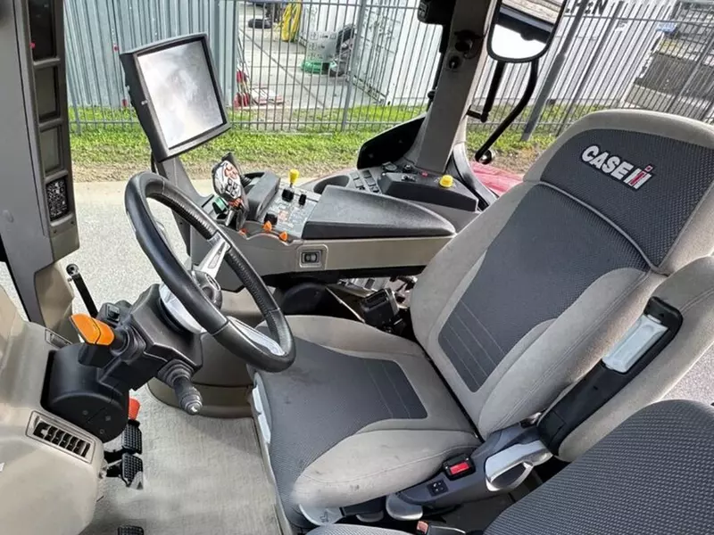Трактор колесный Case IH Puma 240 CVX AFS