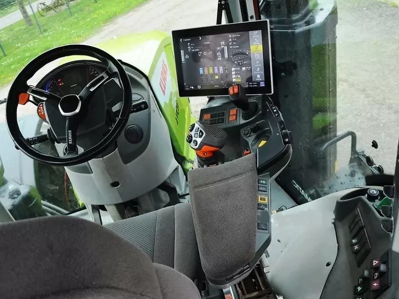 Трактор колесный Claas AXION 960 CMATIC CEBIS
