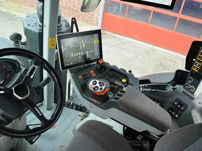 Трактор колесный Claas AXION 960 CMATIC CEBIS