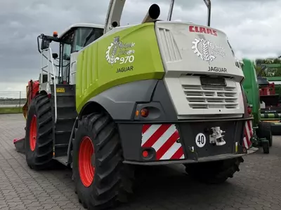 Кормоуборочный комбайн Claas Jaguar 970 4-trac