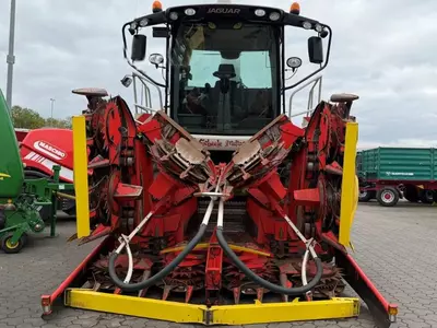 Кормоуборочный комбайн Claas Jaguar 970 4-trac