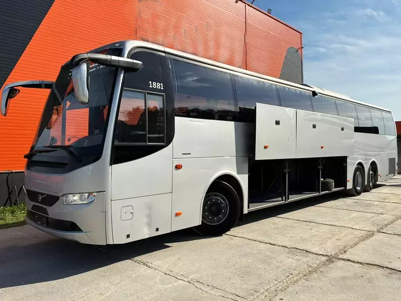 Туристические автобусы Volvo 9700 B8R H 6x24 61+1