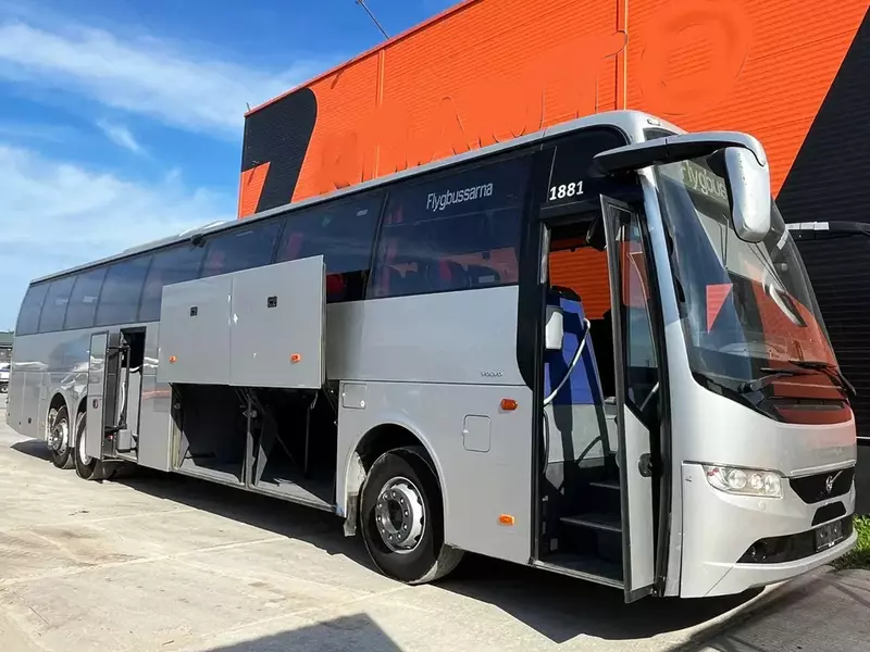  Туристические автобусы Volvo 9700 B8R H 6x24 61+1 Только в розницу