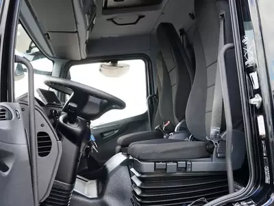 Грузовые автомобил Mercedes-Benz Atego 1530 ACC