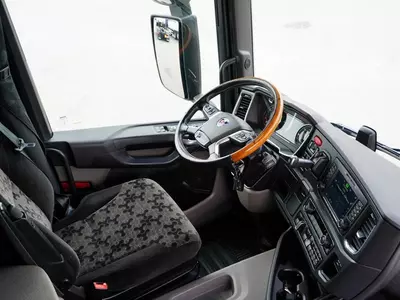 Грузовые автомобил Scania G320 E 6
