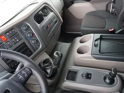 Грузовые автомобил DAF LF 290 E 6