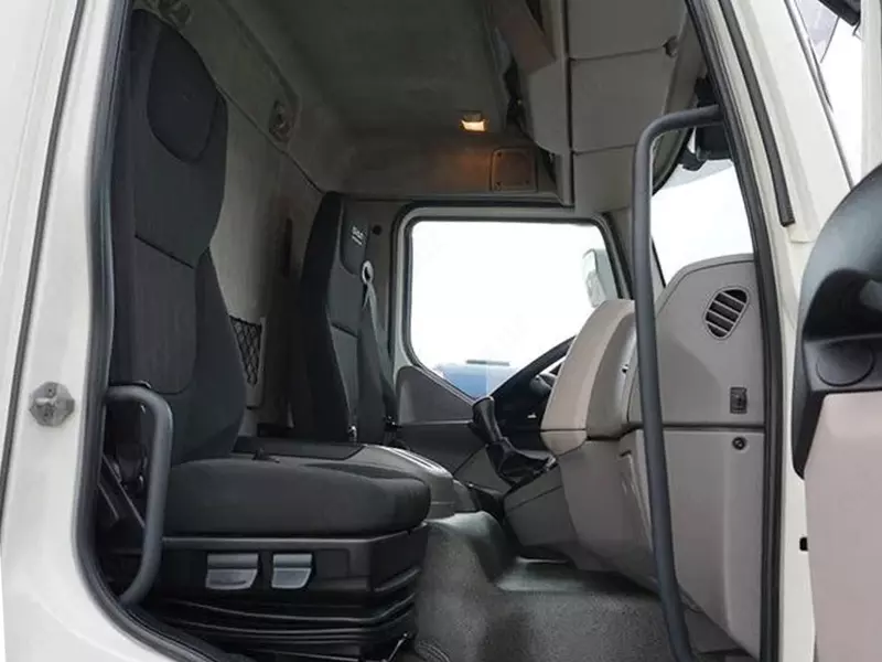 Грузовые автомобил DAF LF 290 E 6