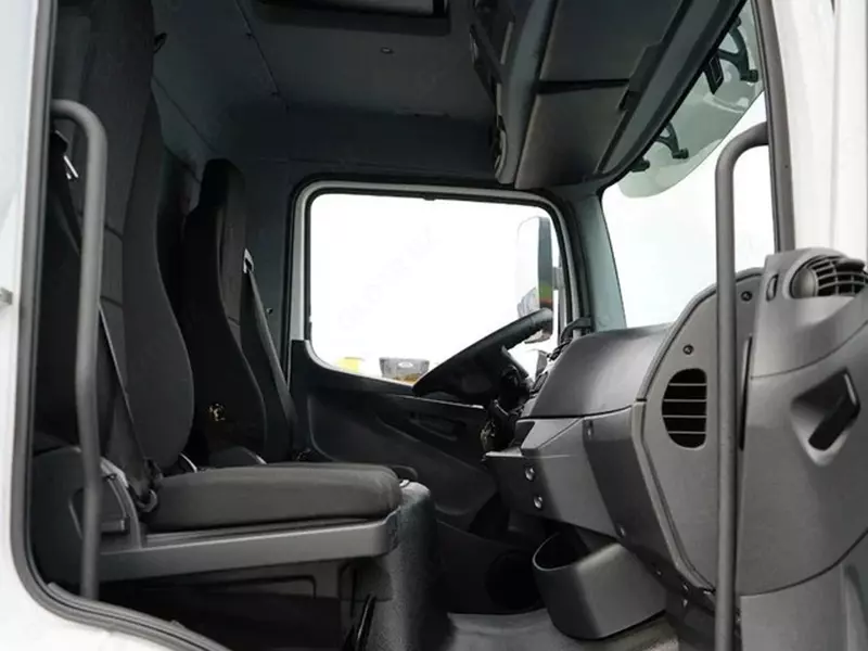 Грузовые автомобил Mercedes-Benz Atego 1221 ACC