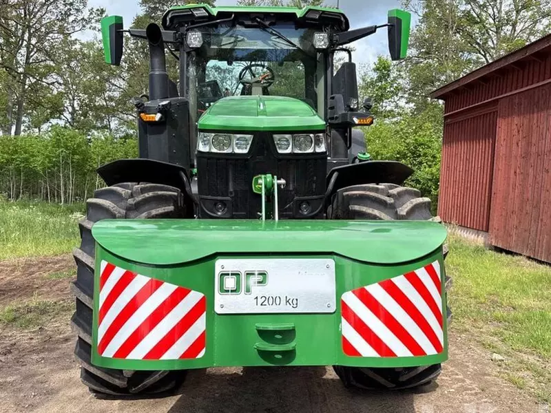Тракторы John Deere 7R 310