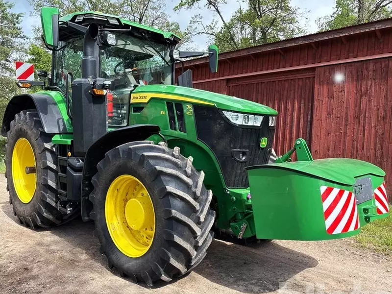 Тракторы John Deere 7R 310