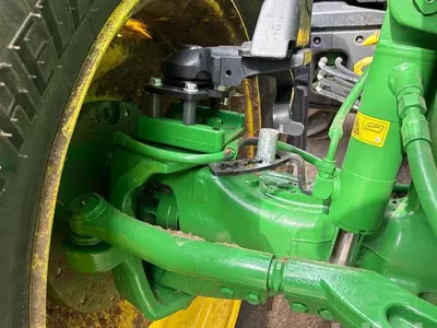 Тракторы John Deere 7R 310