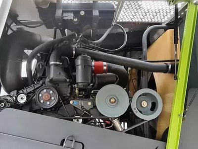 Кормоуборочный комбайн Claas Jaguar 830 Profistar