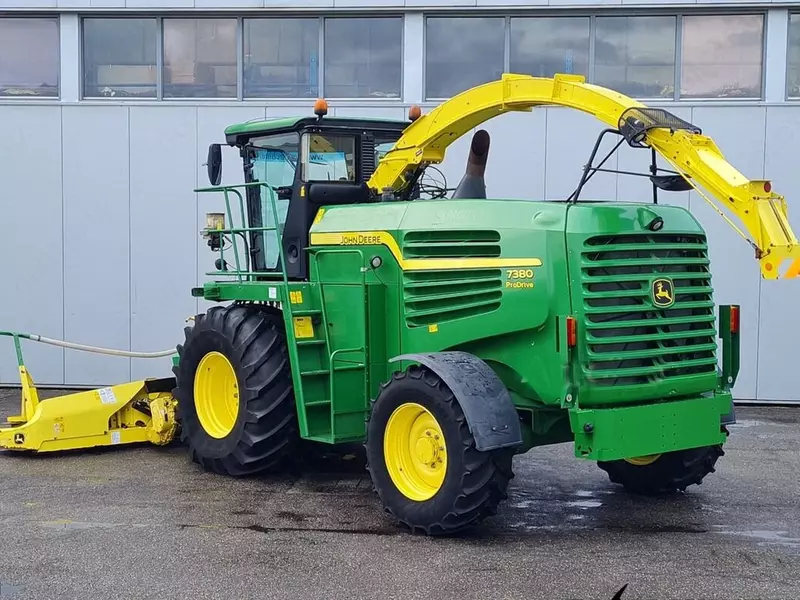 Кормоуборочный комбайн John Deere 7380 pro drive