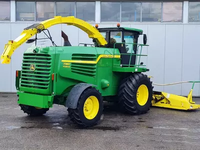 Кормоуборочный комбайн John Deere 7380 pro drive