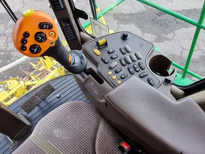 Кормоуборочный комбайн John Deere 7380 pro drive