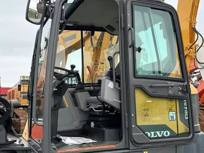 Колесный экскаватор Volvo EW60E