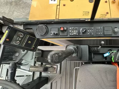 Колесный экскаватор Volvo EW60E