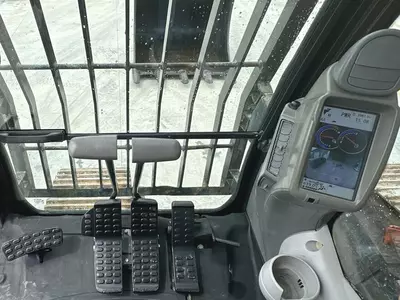 Гусеничные экскаватор Hitachi ZX470LCH-5B