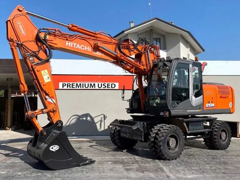 Колесные экскаватор Hitachi ZX210W-3