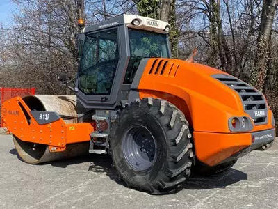 Каток Hamm H13i